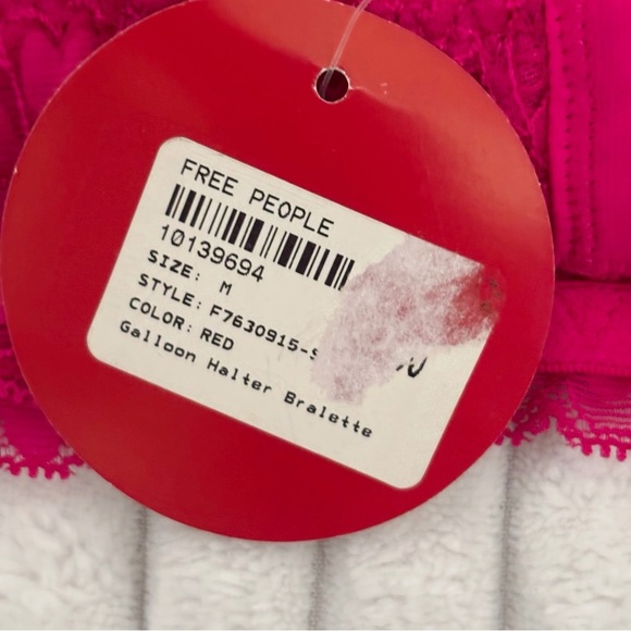 Free People Galloon Lace Halter Bralette Medium Red Berry NEW NWT - Picture 7 of 8